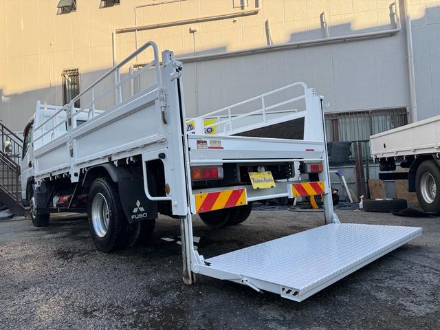 中型免許　ＡＴ　４ｔ　ワイドロング　パワーゲート ＡＴ　４トン　８トン　パワーゲート付き　ワイドロング　荷台鉄板張り