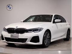 ＢＭＷ　３シリーズ　３２０ｄ　ｘＤｒｉｖｅ　ＭスポＥＤジョイ＋ハイライＰ　コニャックレザーシート