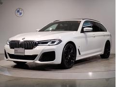 ＢＭＷ　５シリーズ　５４０ｉ　ｘＤｒｉｖｅツーリング　Ｍスポーツ　ブラックレザーシート