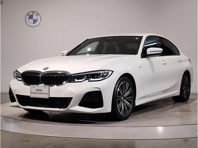 ＢＭＷ ３シリーズ ３２０ｉ　Ｍスポーツ　パーキングアシストプラス　純正１８インチアルミホイール　センサテックコンビシート　バックカメラ