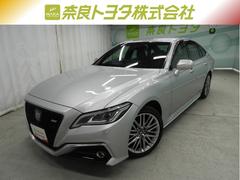 トヨタ　クラウンハイブリッド　ＲＳ　ワンオーナー＋レーダークルーズコントロール＋衝突被害軽減ブレーキ＋ペダル踏み間違い加速抑制装置＋車線逸脱警報＋先進ライト＋ブラインドスポットモニター＋パノラミックビューモニター＋ＤＶＤ再生＋ＥＴＣ