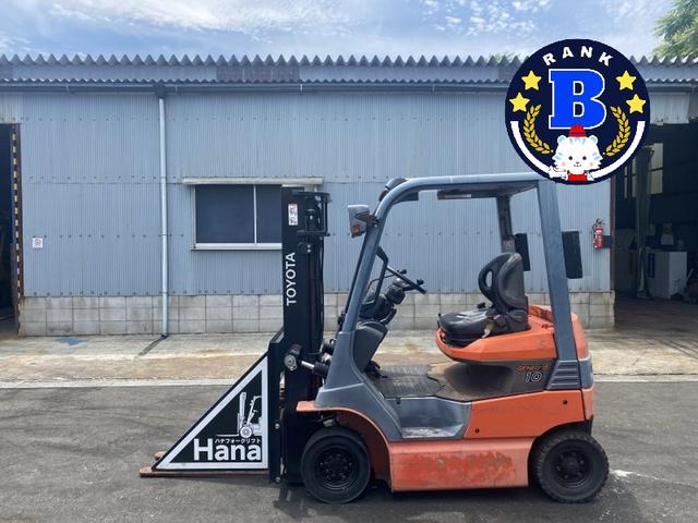 日本 　トヨタ／１．０ｔ　バッテリー車／３７８０時間／揚高３．０ｍ／ナンバー取得可能（１５９６８）（1枚目）