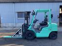 日本 　ミツビシ／２．５ｔ　ディーゼル車／２５６７時間／サイドシフト／３段フルフリー４．３ｍ／ナンバー取得可能（１７０９６）（1枚目）
