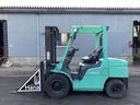 日本 　三菱／３．５ｔ　ディーゼル車／７４８７時間／揚高３．０ｍ／ナンバー取得可能（１７３６２）（1枚目）