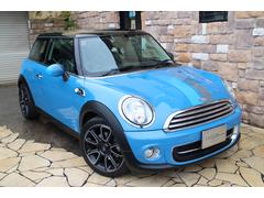 ＭＩＮＩ　ＭＩＮＩ　クーパー　ベイズウオーター　黒革　禁煙ワンオーナー車