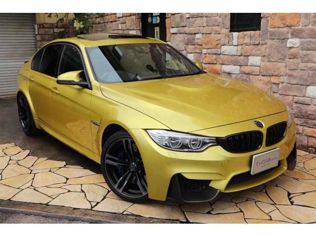 M3 Mドライブロジック ガラスサンルーフ ブラックレザー(1枚目)