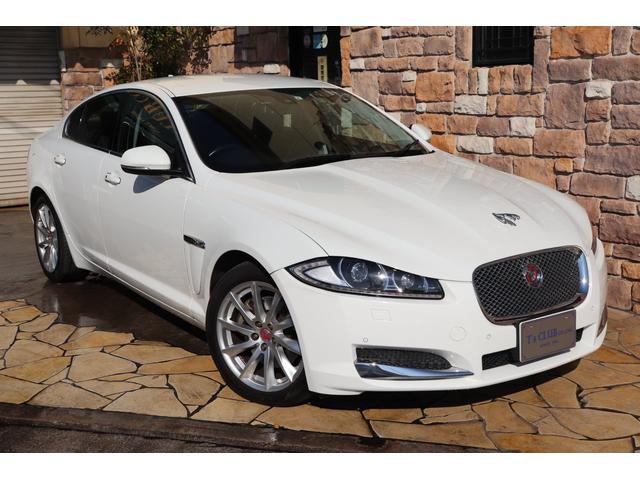 ＸＦ(ジャガー) ２．０ラグジュアリー　ブラックレザー　禁煙ワンオーナー車 中古車画像