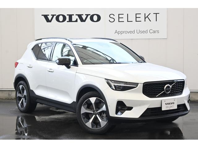 ボルボ ＸＣ４０ アルティメット　Ｂ４　ＡＷＤ　ダークエディション