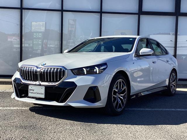 ５シリーズ(BMW) ５２３ｄ　ｘＤｒｉｖｅ　Ｍスポーツ　弊社レンタＵＰ　禁煙車　認定中古車　ミネラルホワイト　ＡサスペンションＰＩＡステアリング 中古車画像