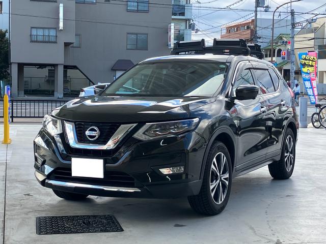 エクストレイル(日産) ２０Ｘｉ　セキュリティ　パワーゲート　リアカメラ　横滑防止装置　前後ソナー　ＬＥＤ　インテリジェントキー　ＬＤＷ　サイドカメラ　オートハイビーム　オートライト　Ａストップ　ＡＡＣ　キーフリー　エアバッグ　ＡＢＳ 中古車画像