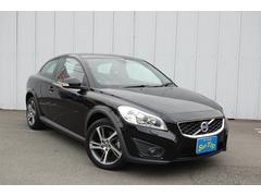 ボルボ　Ｃ３０　２．０　２０１３年モデル　黒革シート　ヒーター付