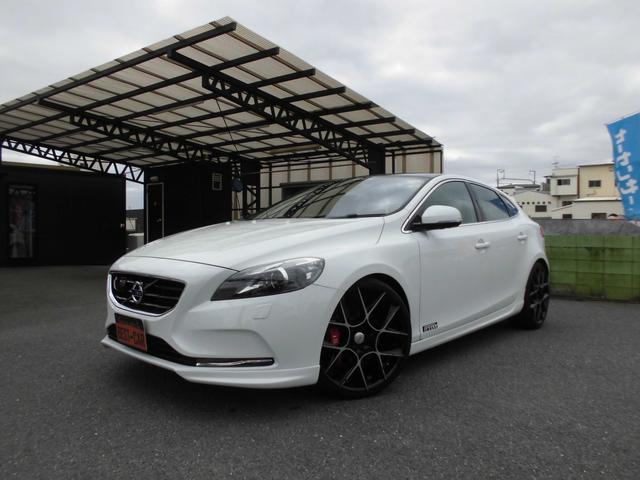 Ｖ４０ Ｔ４　ＳＥ　エアストエアロ　４本出しエグゾーストシステム　アルミペダル　２０ＡＷ　ＡＣＣ　ＢＬＩＳ　ＬＫＡ　黒革　シートヒーター　ナビ　フルセグ　ＥＴＣ　Ｂカメラ　ドラレコ