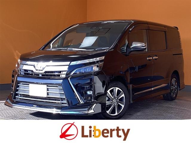 バックカメラ付！あなたの駐車をサポート☆ アイドリングストップ　電動格納ミラー　３列シート　ウォークスルー　ＣＶＴ