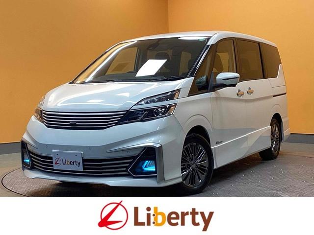 スイッチ操作ひとつで一定の速度を保つ！クルコン付き！ ３列シート　フルフラット　ウォークスルー　ＣＶＴ　アルミホイール　ＵＳＢ