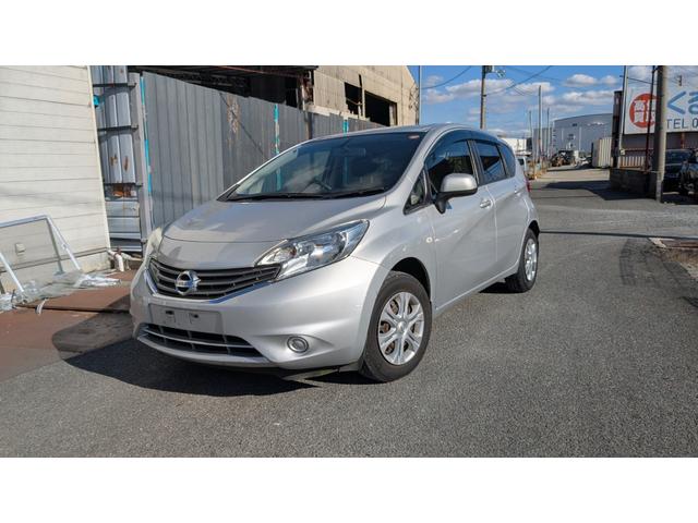 ノート(日産) Ｘ　ＤＩＧ−Ｓ　純正ナビＴＶバックカメラＥＴＣプッシュエンジンスタートインテリキー２個オートエアコン 中古車画像