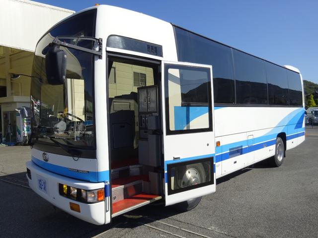 　スペースランナーＪＭ　３４人乗りバス　デラックス観光仕様　自動スイング扉　エアサス　１列貫通式トランク