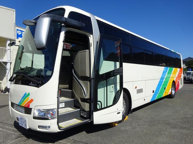 三菱ふそう 　エアロエース　観光バス　６１人乗り　ハイデッカー　２列大型貫通式トランク　　１２列シート