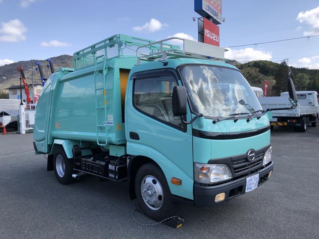 　プレス式パッカー車　４．６ｍ３　新明和工業製　２．３トン積載　連続単独積込切替　ルーフキャリア　ＤＰＦリビルト品交換済　アドブルー不要