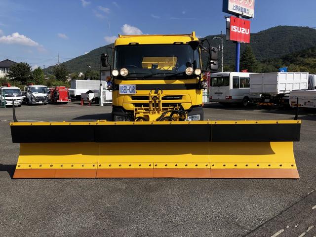 ★Ｌ－３０４９３　クオン　除雪車　凍結防止剤散布車 無料通話のお問い合わせは００７８－６０４８－３９２３まで♪
