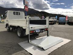 キャンター  平ボディ 2トン積載 極東開発工業製垂直パワーゲート付  4ナンバー 標準幅 10尺 全低床 3mボディ 床板張り 5速MT 準中型5t限定免許以上 中古車画像