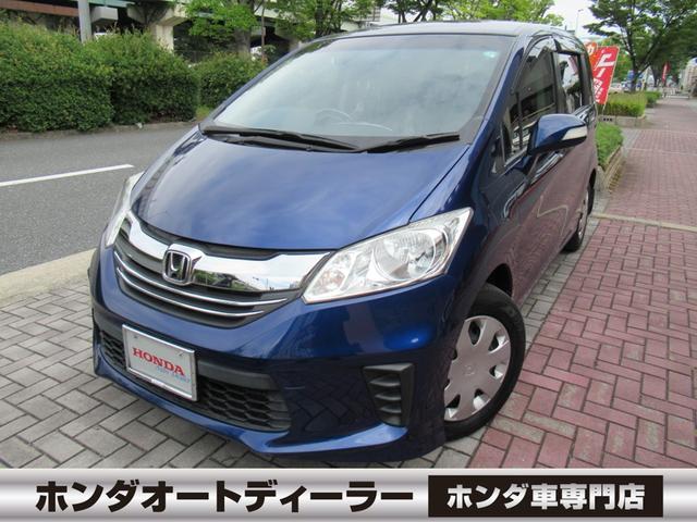 Ｇ　プレミアムエディション　純正ギャザズナビ　後席用モニターリアカメラ　ＤＶＤ再生　フルセグ　ＢＴ音楽両側パワースライド　スマートキ　ハーフレザーシート　禁煙車　ＥＴＣ　オートクルーズ　ＨＩＤライト　７人乗車