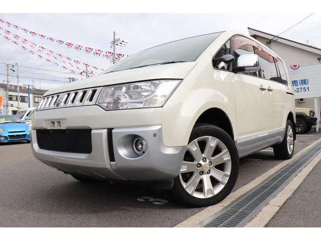 デリカＤ：５(三菱) シャモニー　純正ナビ／ワンセグＴＶ／ＥＴＣ／左側オートスライドドア／バックカメラ／クルーズコントロール／シートヒーター 中古車画像