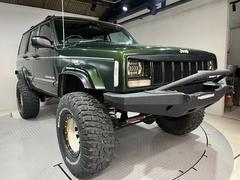 クライスラー・ジープ　ジープ・チェロキー　リミテッド　後期リミテッド　４ＷＤ　４．５インチリフトアップ