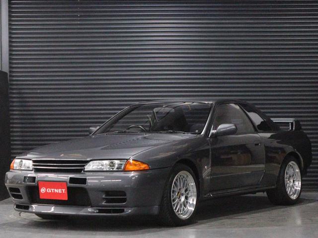 日産 スカイライン ＧＴ－Ｒ　ボディ／下廻りリフレッシュ済　ＧＴＲキー　ニスモダクト／フードモール　ＢＢＳ１７インチＡＷ　ＨＫＳマフラー　クスコ車高調　専用ブレーキキャリパー