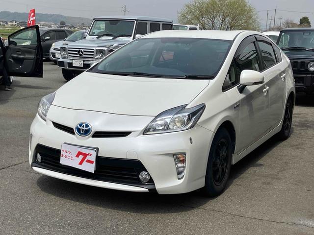 Ｓ　ハイブリッド　ドライブレコーダー　ＥＴＣ　バックカメラ　ナビ　ＴＶ　オートライト　ＨＩＤ　スマートキー　電動格納ミラー　ＣＶＴ　盗難防止システム　衝突安全ボディ　アルミホイール　ＣＤ　ＵＳＢ