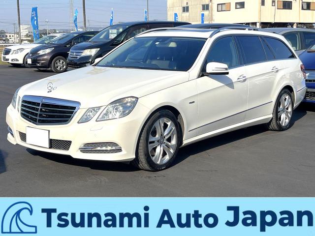 Ｅ３５０ブルテックステーションワゴンアバンＧ　リアシール・エンジンマウント交換済み／車検７年３月／無事故／サンルーフ／ディーゼルターボ／バックカメラ／地デジＴＶ／純正ナビ／パワーバックドア／ヒーター付きパワーシート／クルコン／パドルシフト／(1枚目)