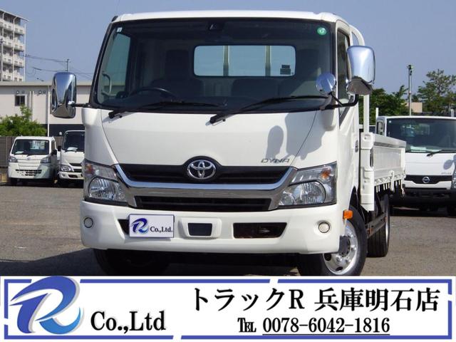 平ボディ　３トン　超ロング　ワイド　ＡＴ　ディーゼル　荷台内寸　４９９×２０８×３８　車両外寸　６８３×２１８×２２４　車両総重量７．５ｔ未満　準中型免許証　１ナンバー　エンジン型式　Ｎ０４Ｃ　１３６ｐｓ　４０００ｃｃ　保証付　小型　トラック
