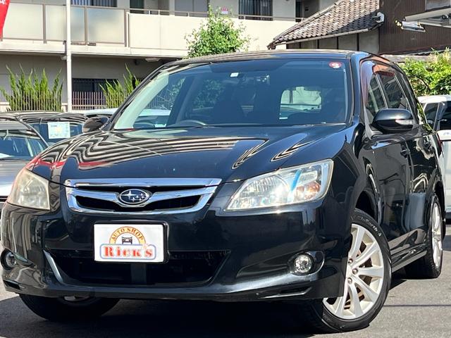 ２．０ｉ－Ｓ　ＨＤＤナビＴＶ　スマートキー　ＨＩＤ　ＥＴＣ　ＨＤＤナビ　フルセグＴＶ　スマートキー２個　プッシュスタート　ＥＴＣ　ＨＩＤヘッドライト　純正アルミ　オートエアコン　ドライブレコーダー前後