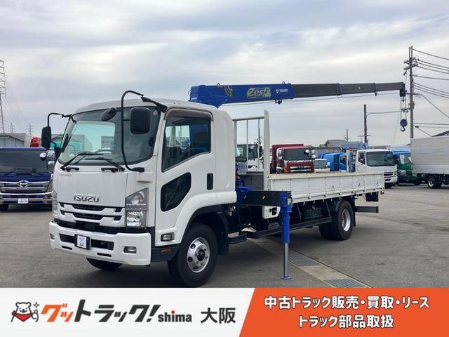 お問合せ在庫番号２２０５ クレーン付平ボディ　４段ブームで高所作業や狭小現場でも安定した作業が可能