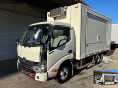 デュトロ  2t 冷凍車 -5°C設定 床ステンレス サイドバンパーステン 2トン 冷蔵冷凍車 リア3枚扉 サイイド片面ウイング バックモニター ミッション セミロング 坂道補助装置 積載量2.000kg 準中型 中古車画像