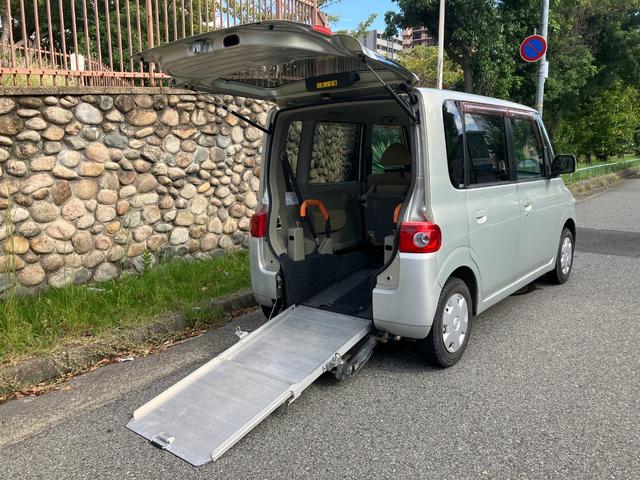 ダイハツ タント 　フレンドシップスローパー　車いす移動車　福祉車輌