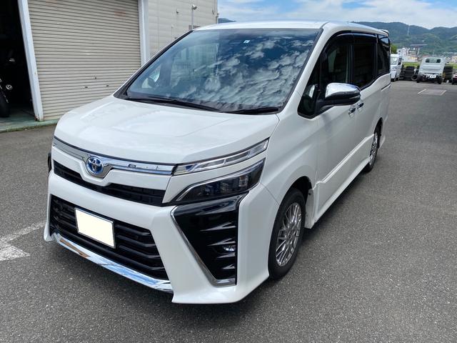 トヨタ ヴォクシー ハイブリッドzs 煌ii 318 0万円 令和2年 年 和歌山県 中古車 価格 Com トヨタ ヴォクシー ハイブリッドzs 煌ii 318 0万円 令和2年 年 和歌山県 中古車 価格 Com