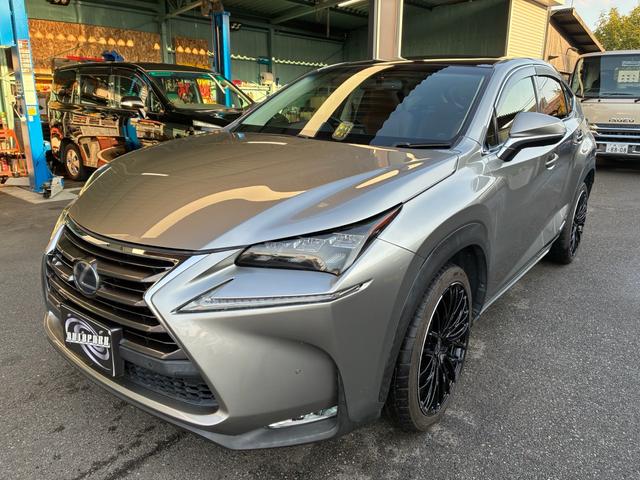 レザーシートパノラマルーフ３眼ＬＥＤヘッドライト パワーバックドアＲＡＹＳ２０ＡＷシートヒーター＆クーラー