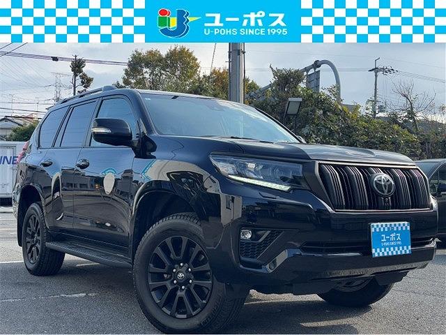 ランドクルーザープラド(トヨタ) ＴＸ　Ｌパッケージ　マットブラックエディション　１オーナー・ディスプレイオーディオ／Ｔコネクトナビキット・マルチテレインモニター・黒革シート・サンルーフ・全周囲モニター・ルーフレール・シートヒーター・エアーシート・ＢＳＭ・ＬＥＤヘッドライト・ＥＴＣ 中古車画像