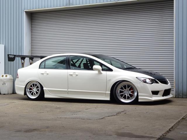 ホンダ シビックタイプｒ ｋ２０ａ ｖｔｅｃ 無限リップカーボンボンネットサイドステップ パワーカップ用無限マフラー ロールバー ワイヤータック 電動ｅｐｓ 戸田カム ｌｉｎｋ制御 ｃｃｗ１８インチ ｓａｒｄ改ｇｔウィングの中古車 車体価格348万円 07 平成19 年式