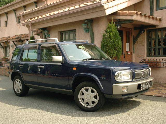 Nissan Rasheen 2 0 at