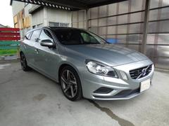 ボルボ　Ｖ６０　Ｔ４　Ｒデザイン　セフティーパッケージ　本革シート