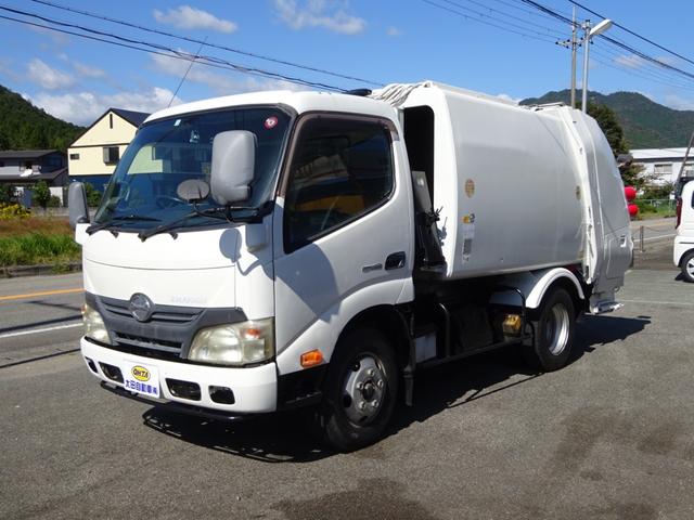 極東開発プレス式塵芥車 4.3リューベ 仕上済 連続投入可 バックアイカメラ 作動確認済