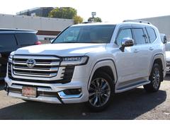 ランドクルーザー ZX モデリスタエアロ/サンルーフ/JBLサウンド/クールボックス/ルーフレール/パノラミックビューモニター/HUD/コネクティッドナビ/電動リアゲート/衝突軽減/シートヒーター/クーラー/ハンドルヒーター 中古車画像