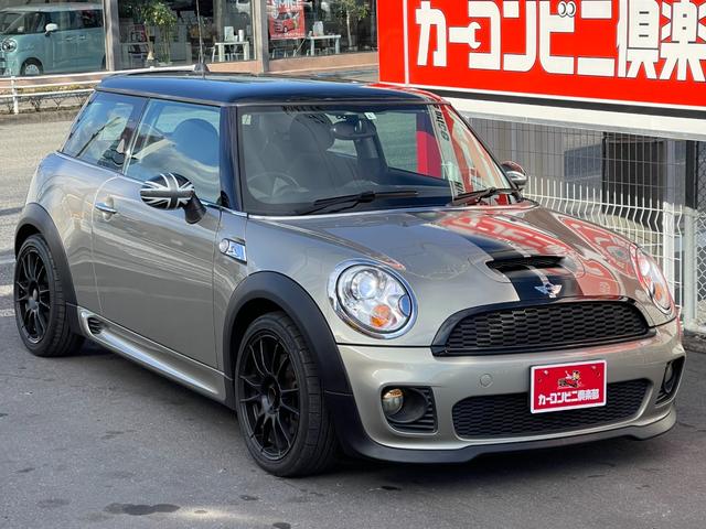 ＭＩＮＩ ＭＩＮＩ クーパーＳ　修復歴無し　ジョンクーパーワークス仕様　６速ＭＴ