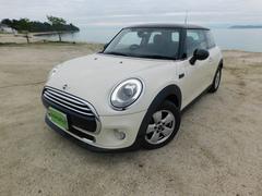 ＭＩＮＩ　ＭＩＮＩ　クーパーＤ　禁煙車　ディーゼル　ナビ