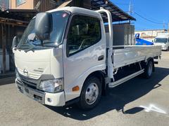 日野　デュトロ　２ｔ標準ロング平ボディ　４ＷＤ　全低床　総重量５１６５Ｋｇ