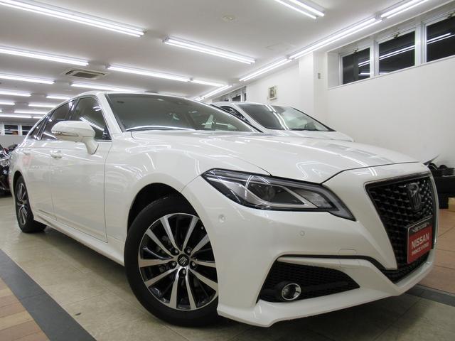 S 【走行1.1万キロ】クルーズコントロール・本革シート・全周囲カメラ・プリクラッシュセーフティ・シートエアコン・パーキングアシスト・車線逸脱警報・禁煙車・SOSコール・シートヒーター・パワーシート(1枚目)