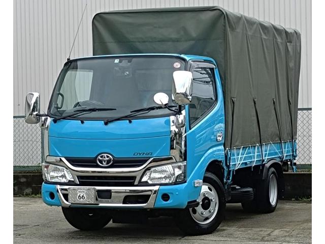 トヨタ ２ｔ積　幌車　オートマチック　４．０ディーゼルターボ　４ナンバー　脱着式幌　プリクラッシュ　車線逸脱警報　ＶＳＣ　ＴＲＣ　ミラー型バックモニター　アイドリングストップ　左電格ミラー　ＥＣＴＰＷＲ　荷台床鉄板貼　荷台作業灯　車両総重量４５４５ｋｇ