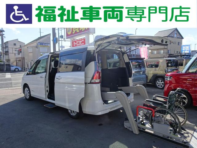 　Ｈ２９年登録　リフタータイプ　両側電動スライドドア　前後ドライブレコーダー　オートクルーズコントロール　エマージェンシーブレーキ　オートステップ付　フルセグ　ＣＤ再生