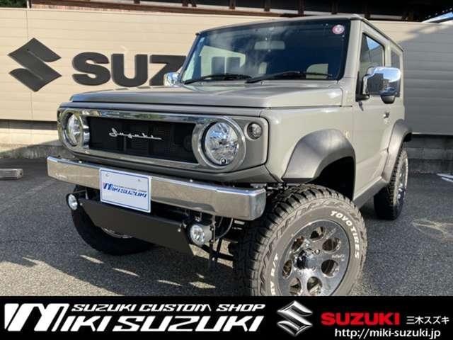 ジムニーシエラ(スズキ) ＪＬ　リフトアップ　ＴＯＹＯタイヤＲＴホワイトレター　クロームアルミホイール　オートルビーズ製クラシックバンパー前後　レトログリル　メッキドアミラー　ナンバー移設キット　８型フルセグナビ 中古車画像